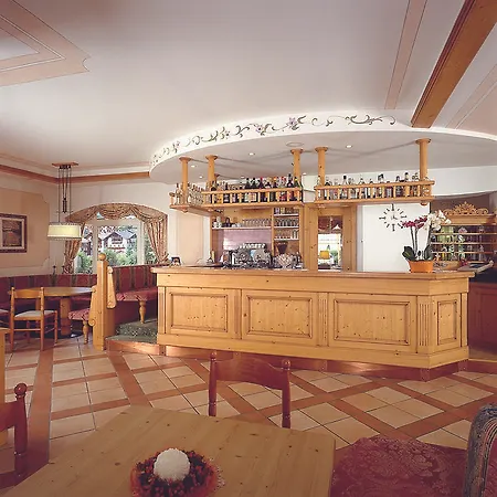 Hotel Des Alpes Molveno